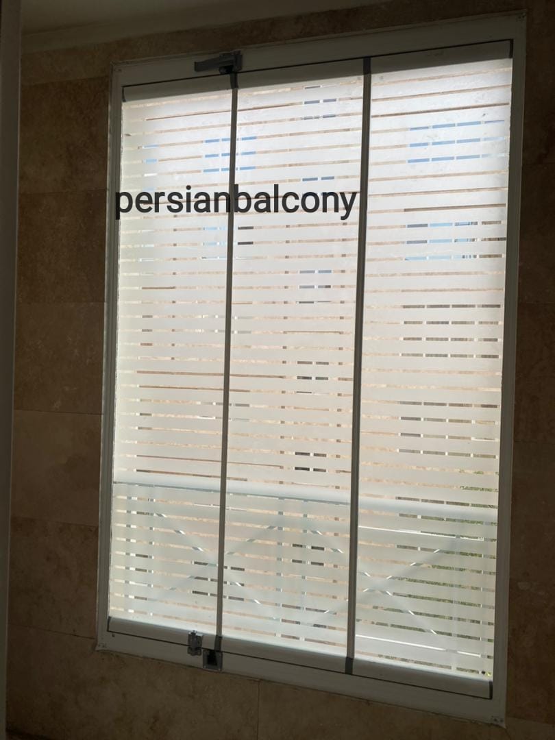 نمونه کار شیشه بالکن